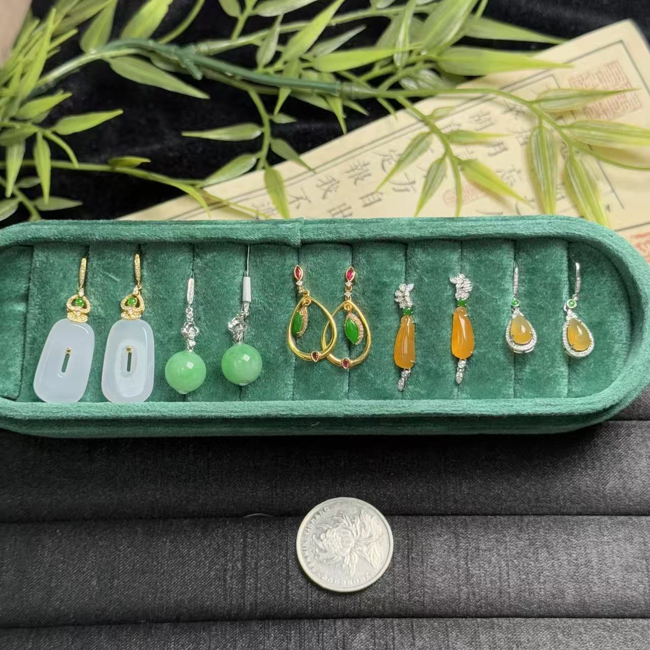 思懿珠宝  18K翡翠耳钉-4980-1-BLM-多样性发一(紫色有色差）