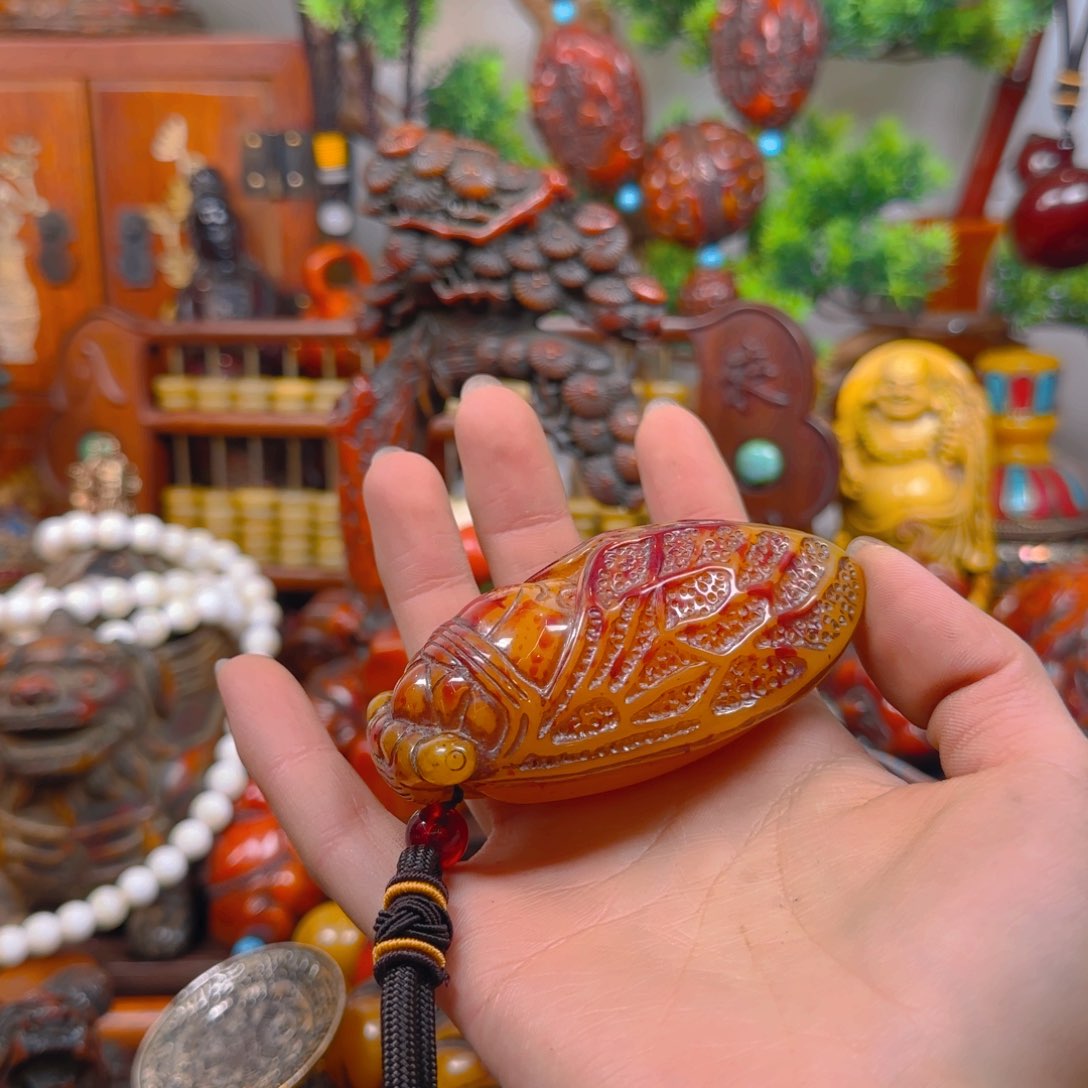 琥珀裸石未镶嵌手把