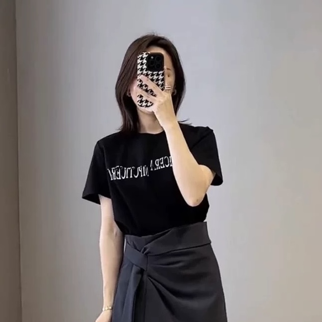 西西 【双层字母】设计感简约圆领短袖