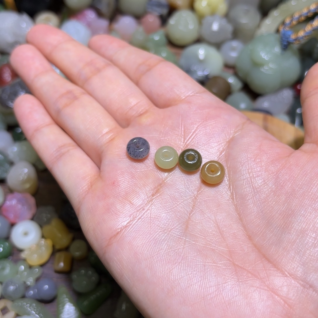 和田玉未镶嵌珠宝半成品八****3