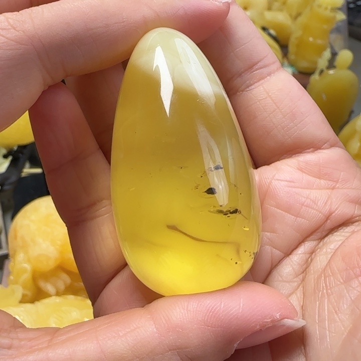 蜜蜡珠宝奇石未镶嵌