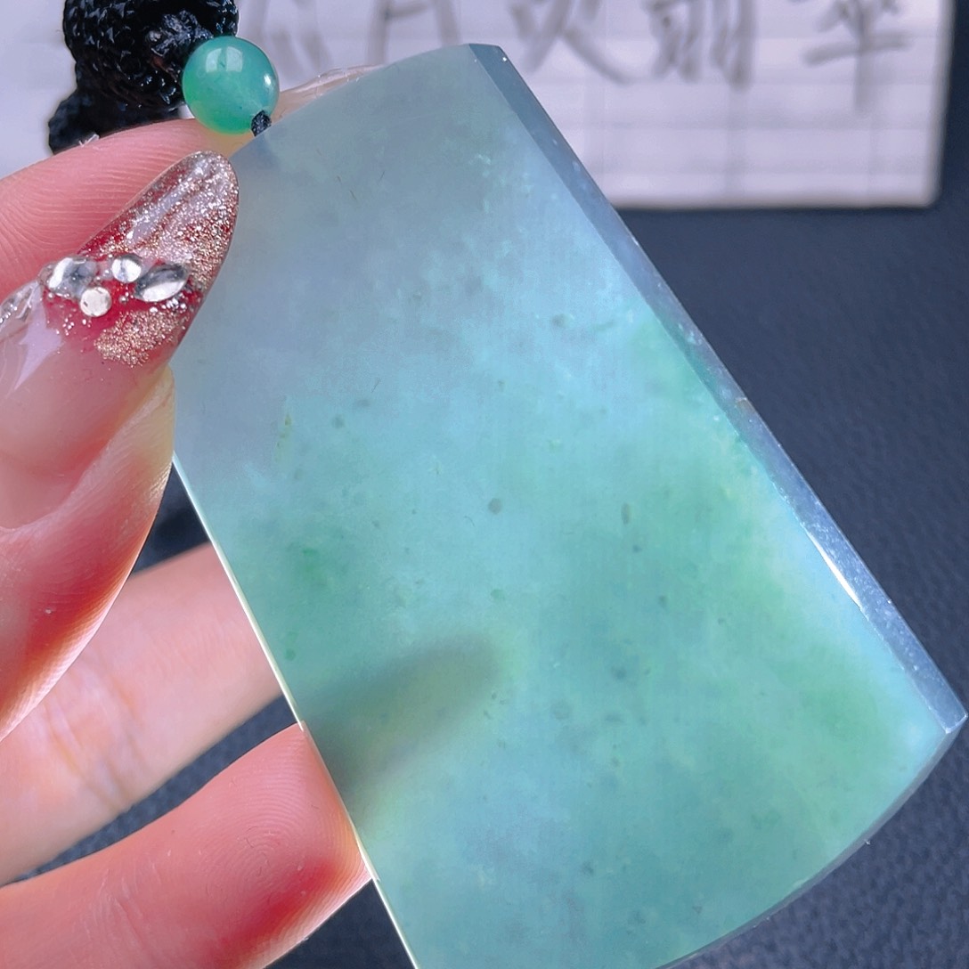 翡翠颈饰未镶嵌8888888888888