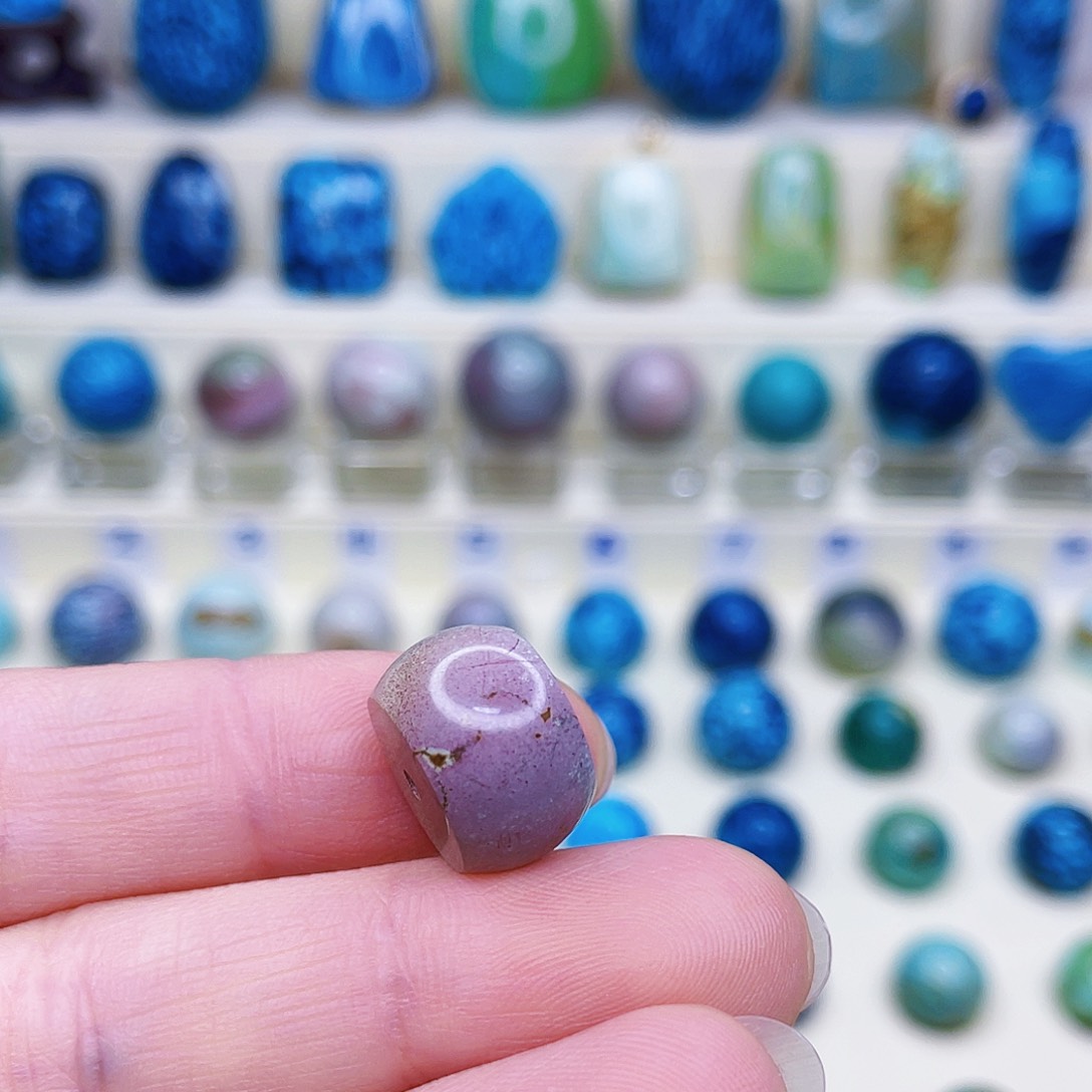 绿松石绿松石未镶嵌