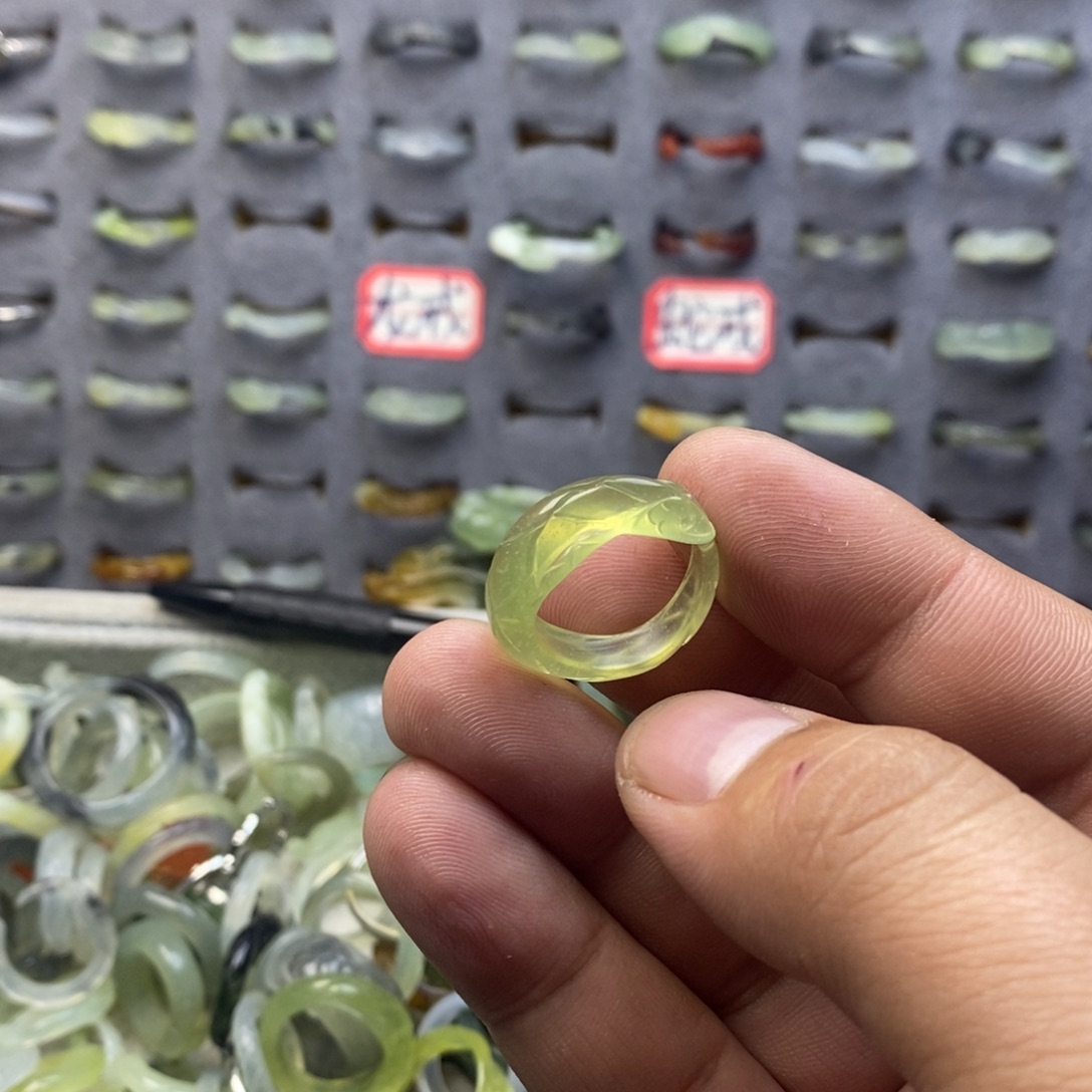 蛇纹石玉珠宝半成品未镶嵌晓*青30