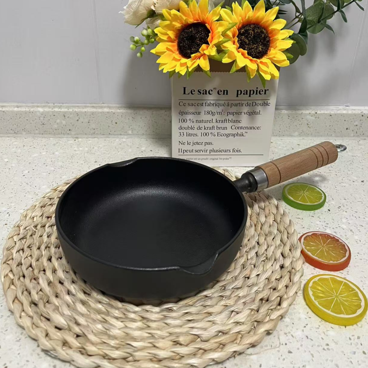 小幸福新款18/22cm铸铁加深煎蛋锅泼油锅家用平底锅