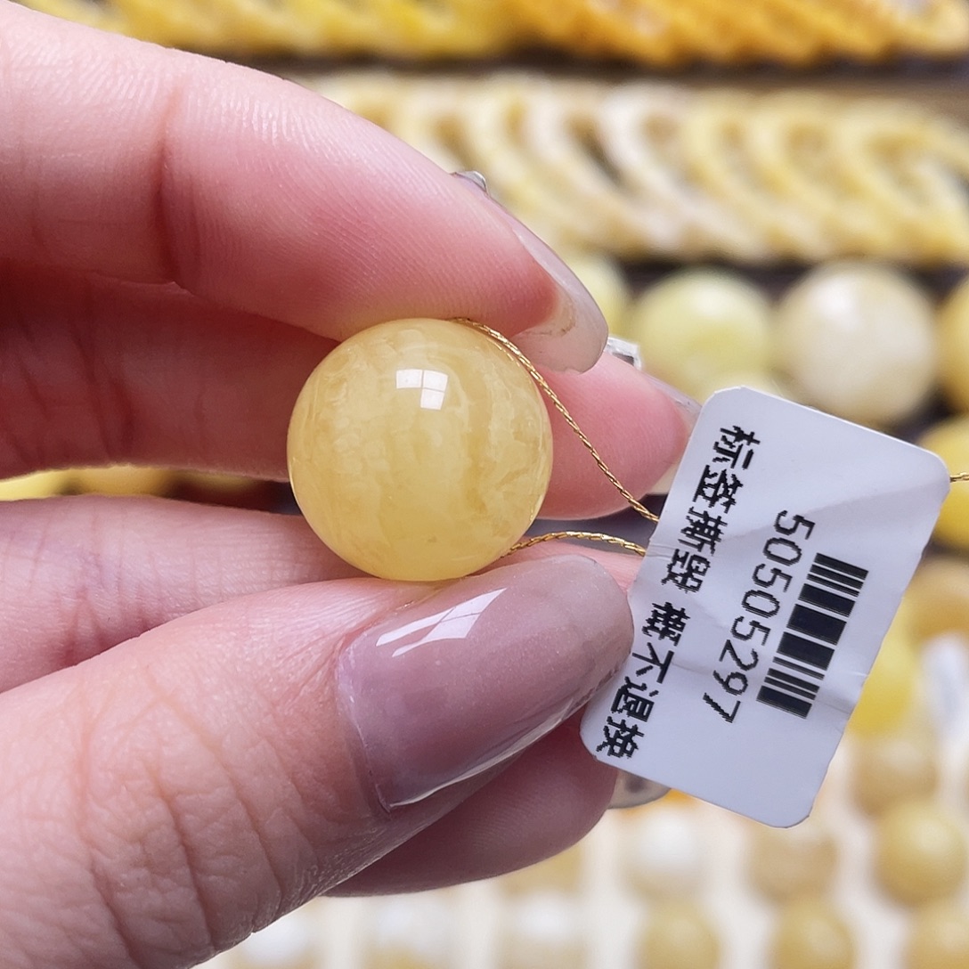 琥珀未镶嵌裸石16mm圆珠瑕