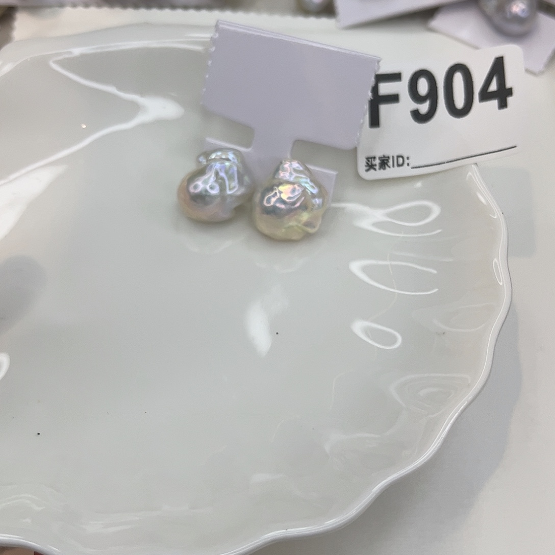 淡水珍珠银S925镶嵌耳饰