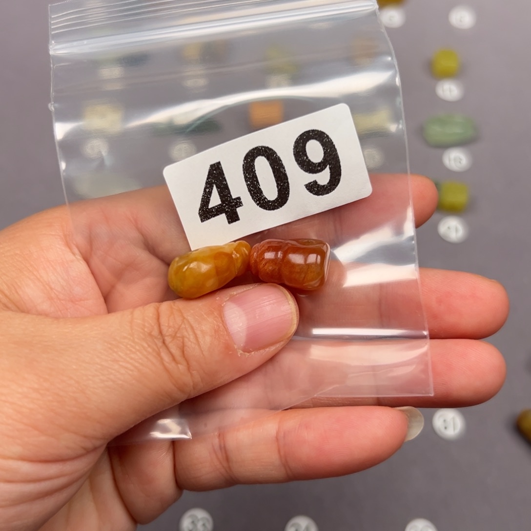 未镶嵌蛇纹石玉颈饰大****头
