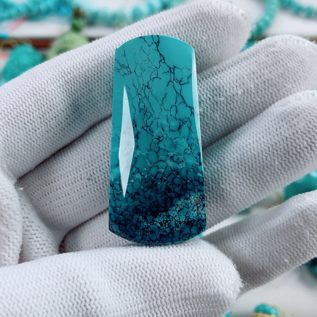 绿松石未镶嵌车挂