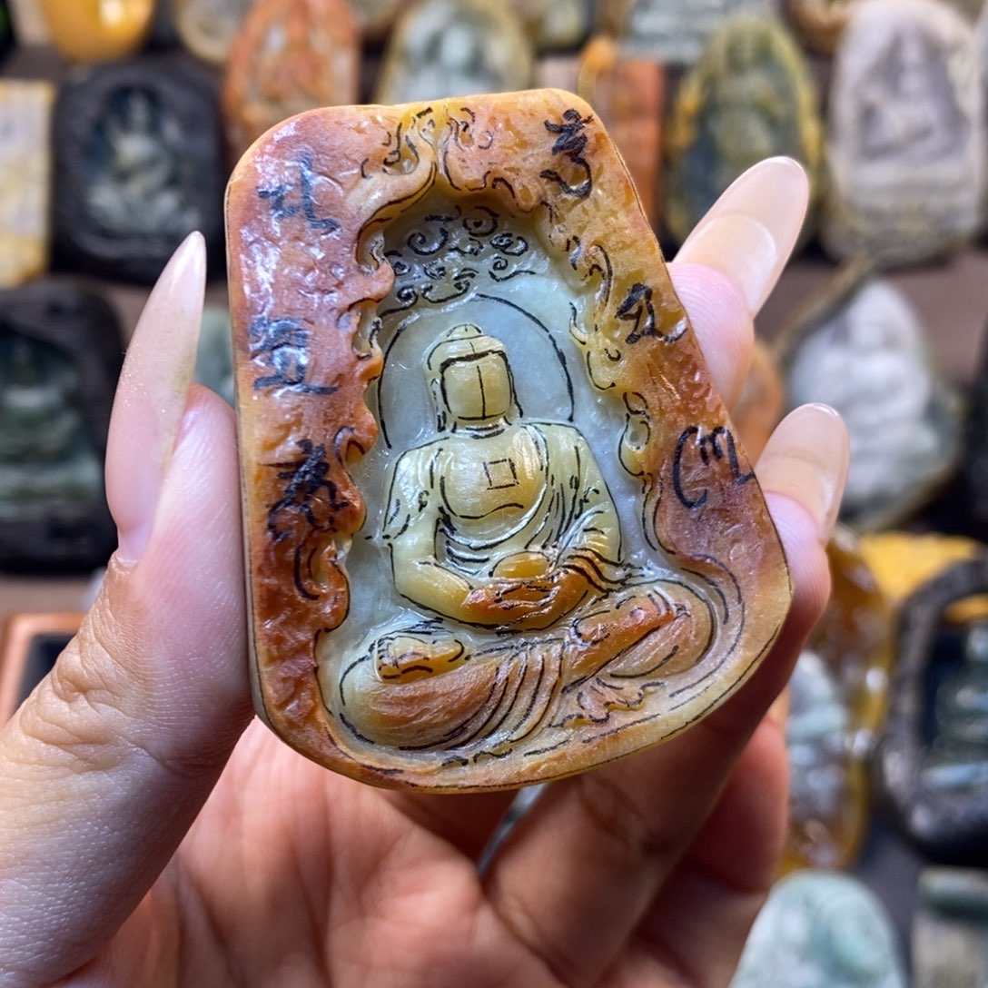 定制翡翠未镶嵌石窟佛