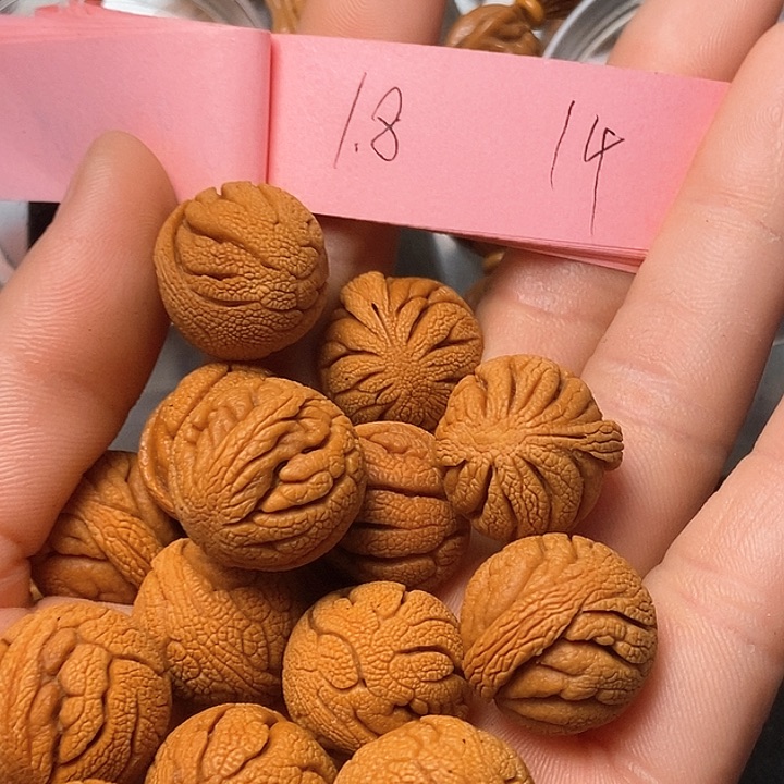 吊坠桃核陕西秦岭山桃核