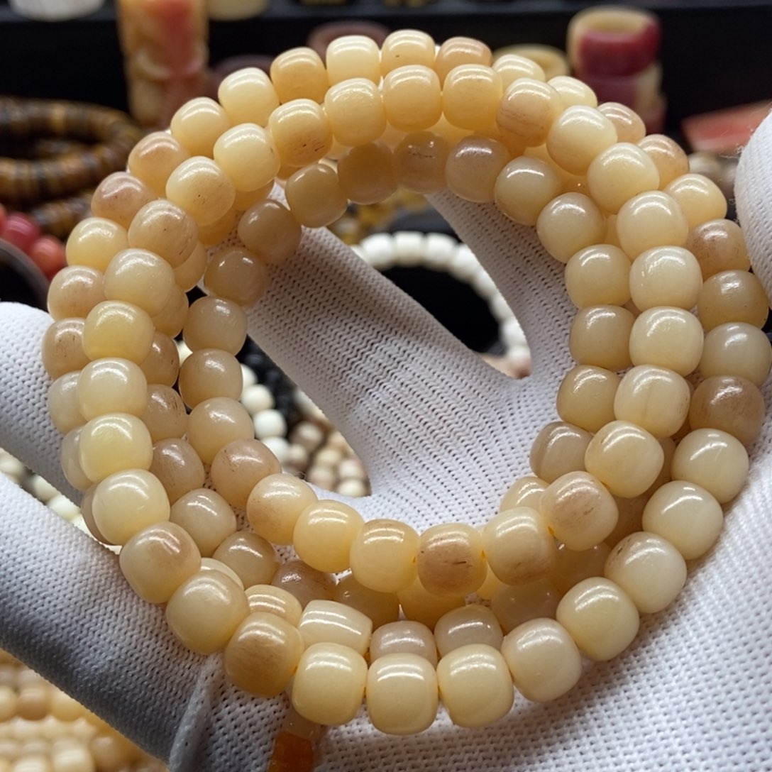 驼骨手串/手链H9毫米血丝纹108