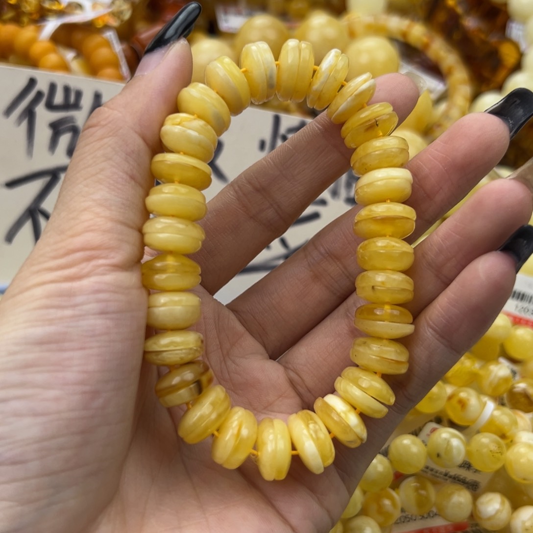 琥珀珠宝奇石未镶嵌