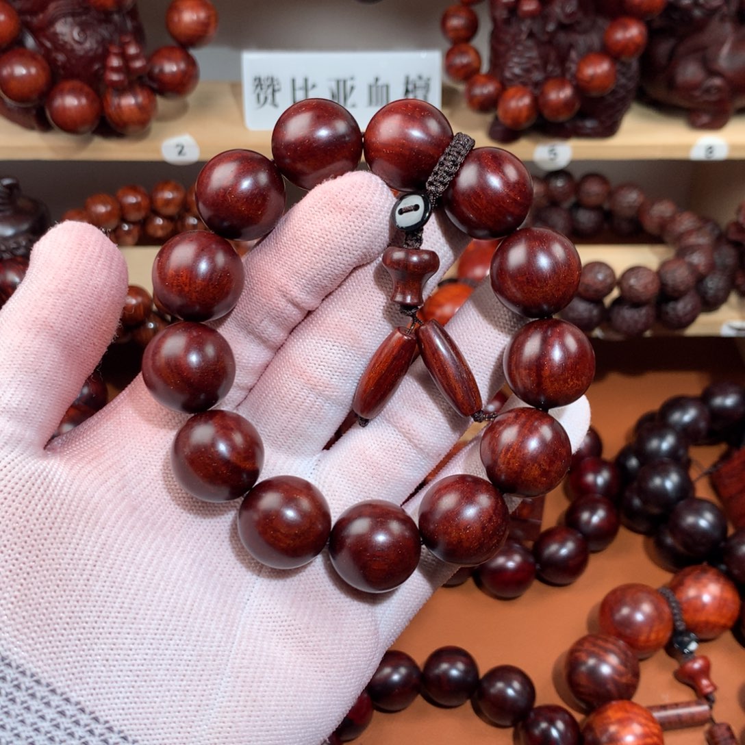 染料紫檀（血檀）1.8顶泥多星-多样性发其一