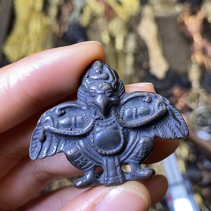 藏传青铜大鹏鸟微瑕