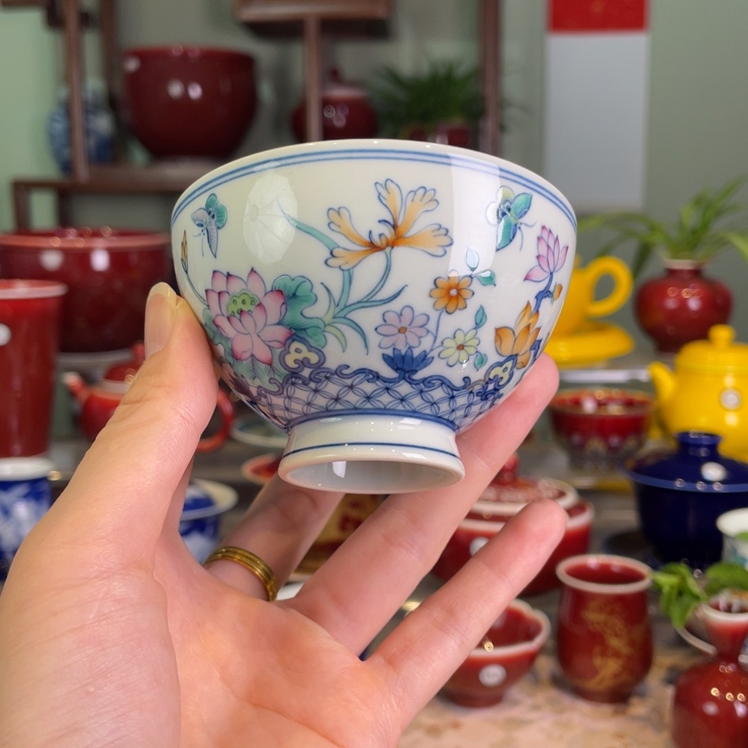 清欢柴窑，斗彩四季花鸡心杯
