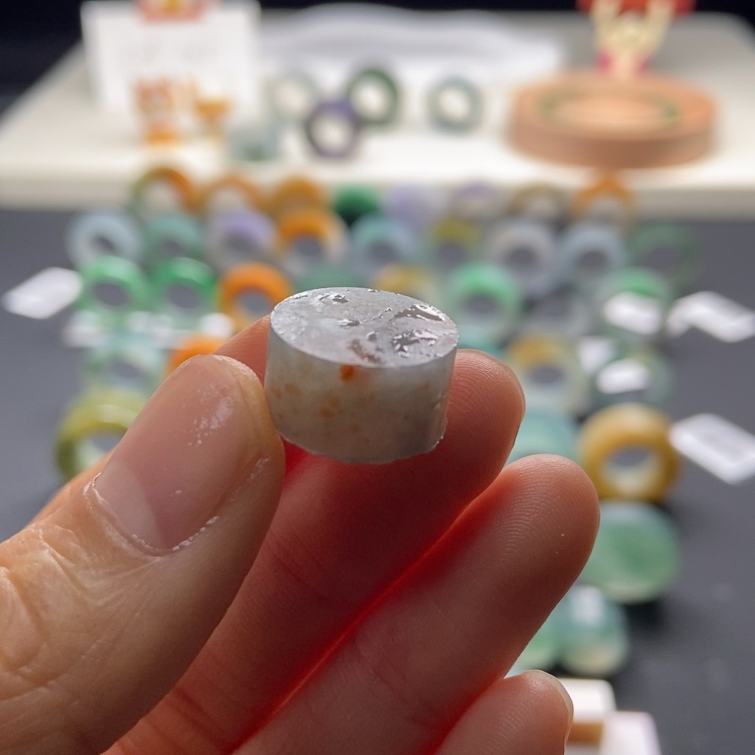 定制翡翠未镶嵌定制