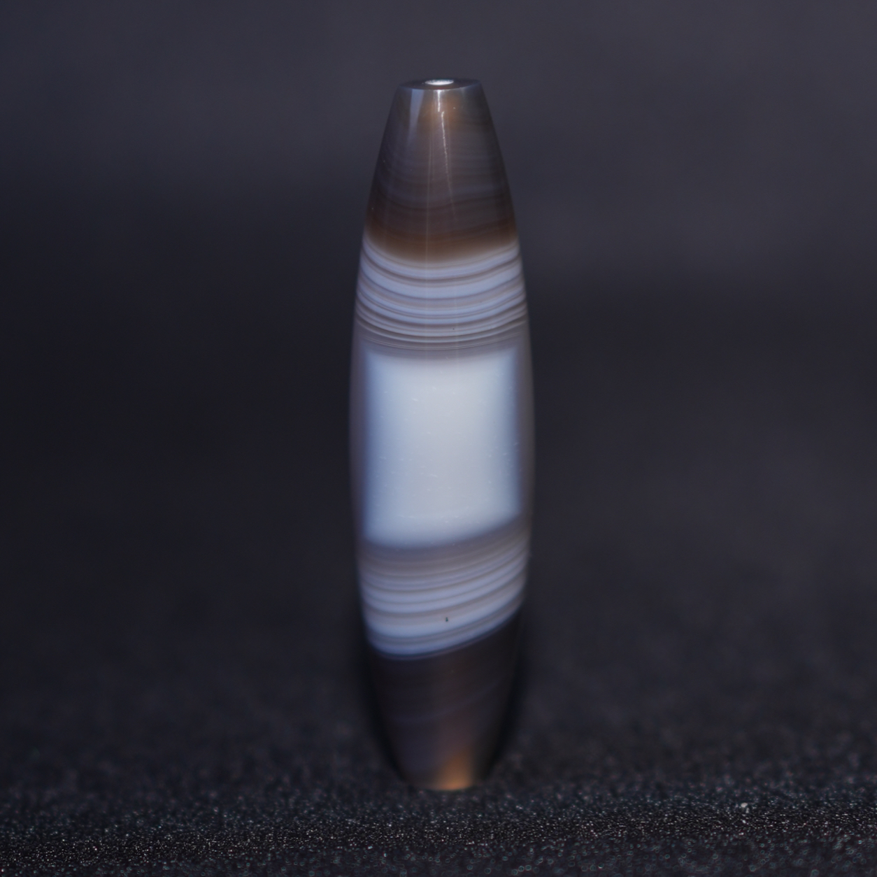 精品蓝沁玉化料瓷白方眼天圆地方缠丝玛瑙