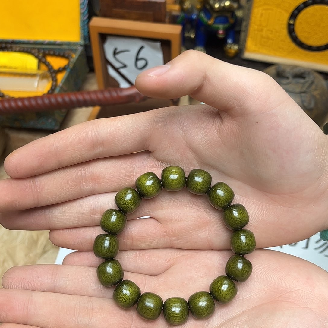 大叶紫檀（黑酸枝木类）