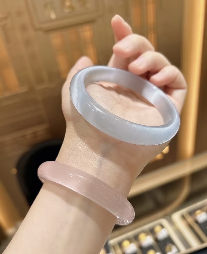 手镯 手镯 手镯 手镯 精美时尚手镯百搭款