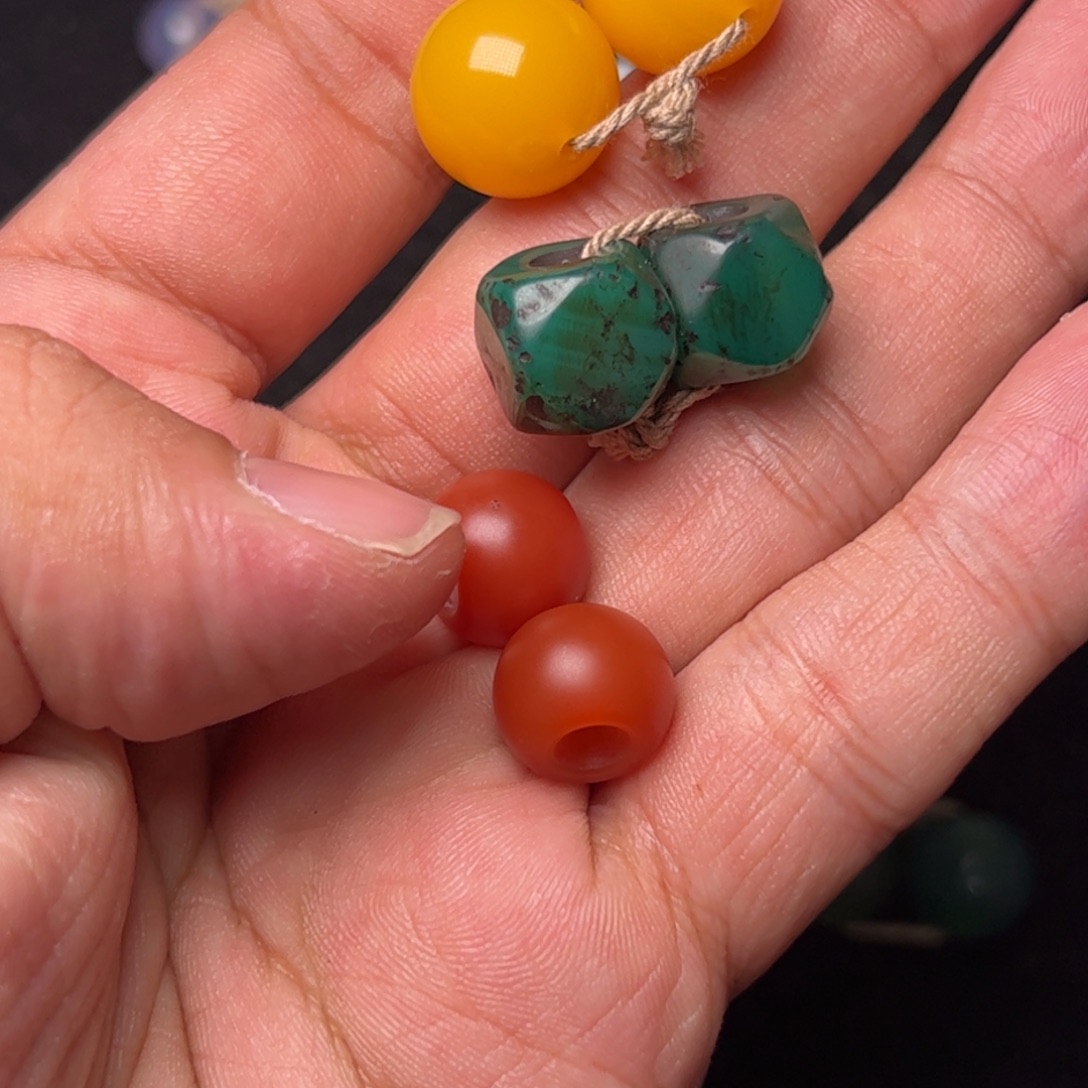 J***威玛瑙/玉髓未镶嵌配饰