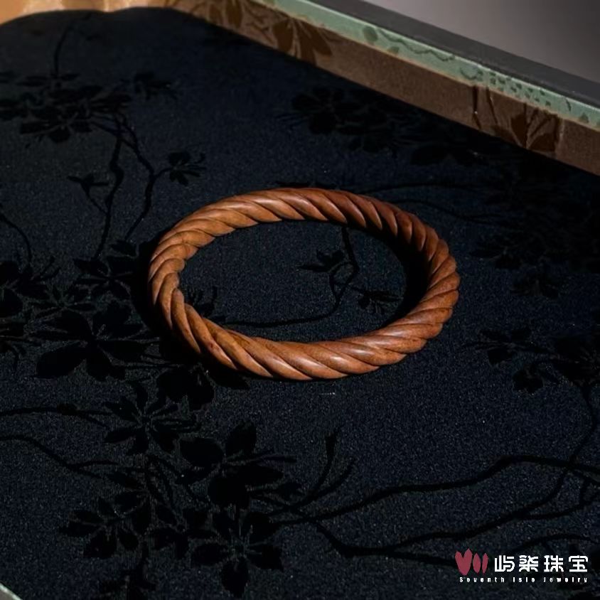 【要努力】H172 檀木麻花镯饰品