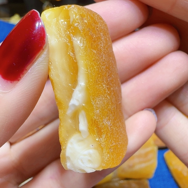 定制琥珀未镶嵌蜜蜡