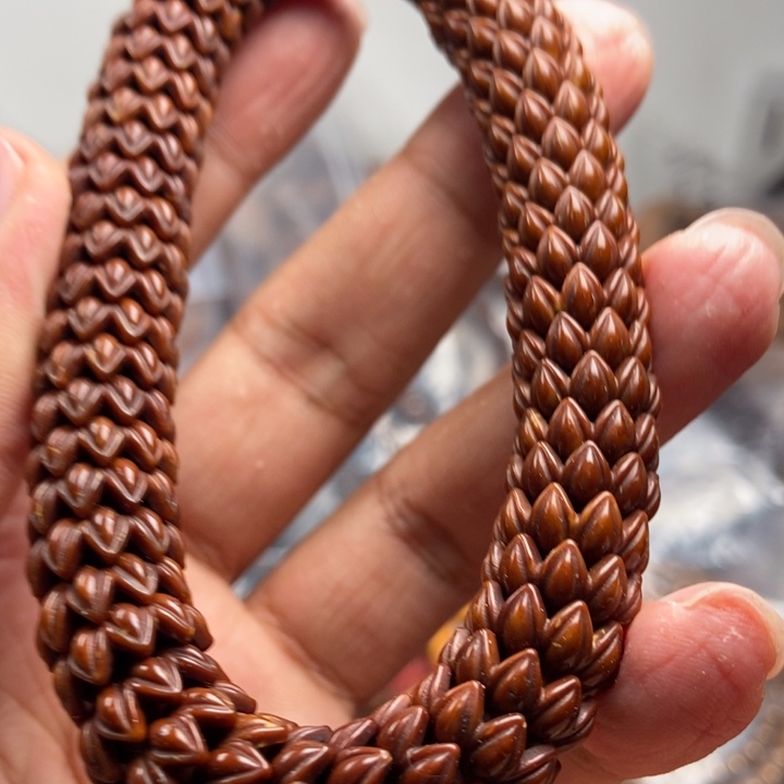 猴头核桃吊坠文玩手串