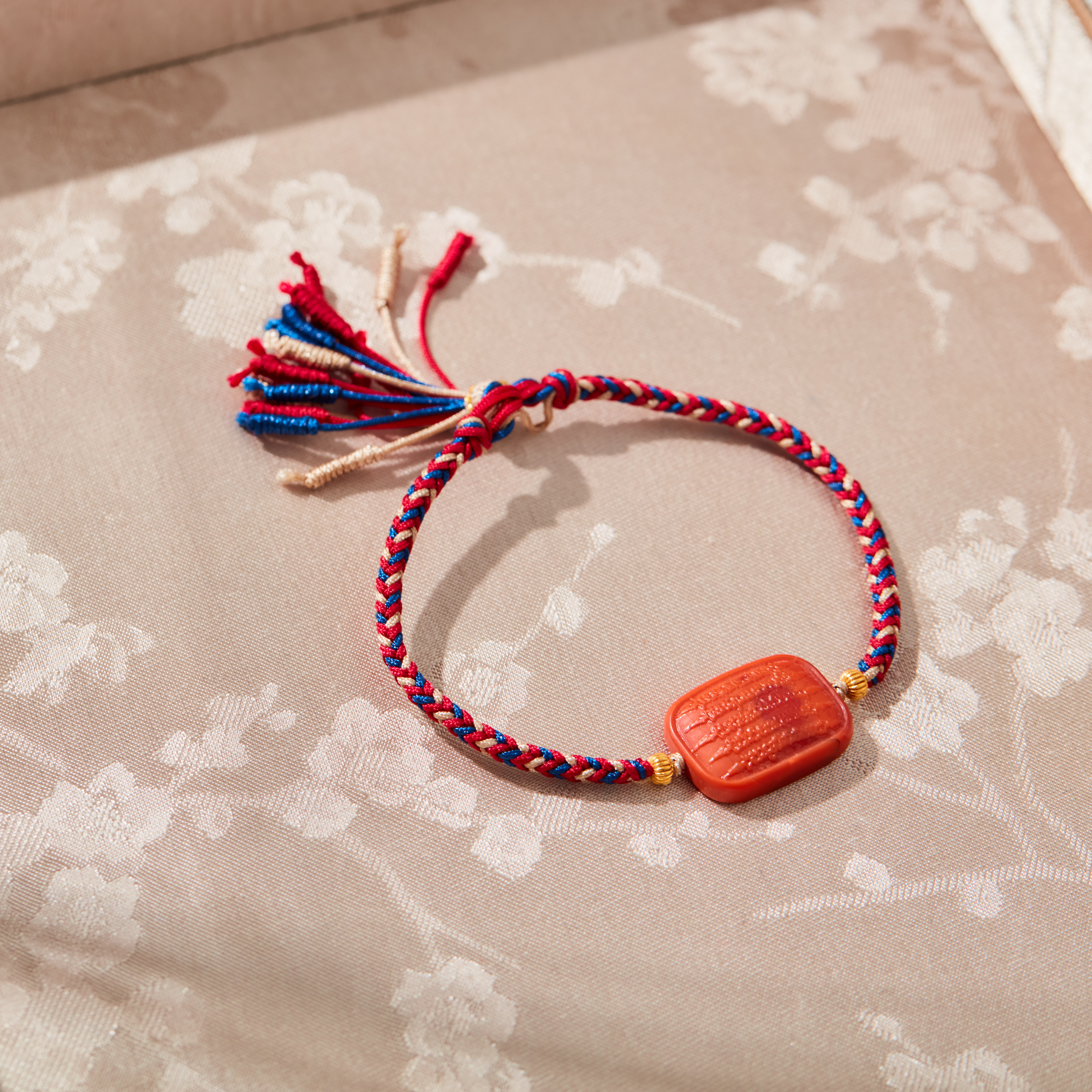 子乔珠玉集 · 照殷红丨18K基础五条南红编织手绳#SJC7700516