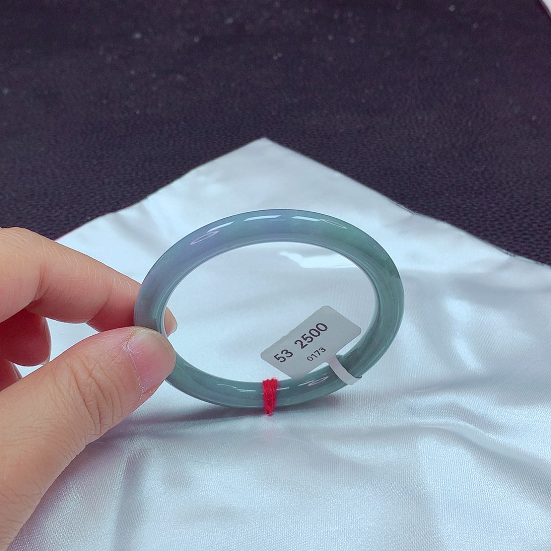 翡翠手镯（圆镯）未镶嵌岁**八手镯53