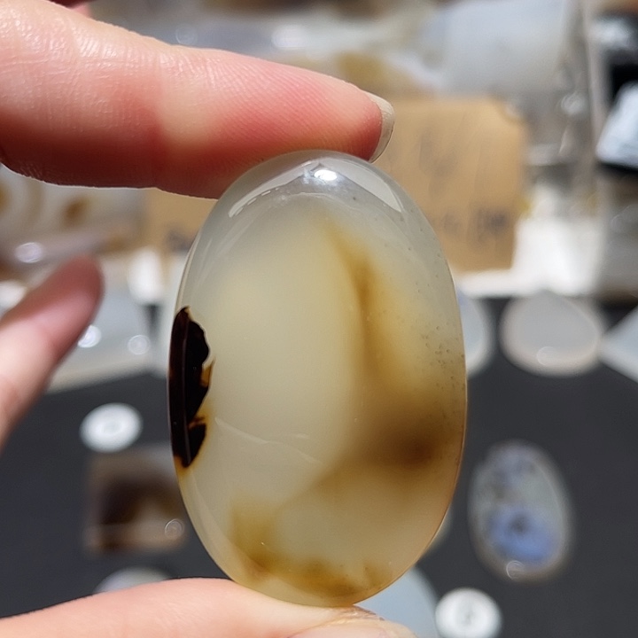 玛瑙/玉髓颈饰未镶嵌