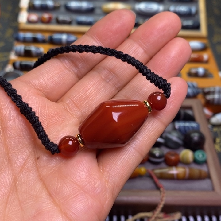 未镶嵌玛瑙/玉髓珠宝半成品王**念