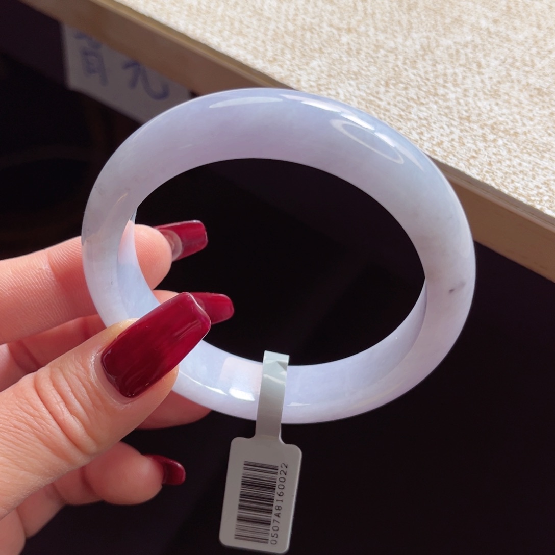 翡翠手镯未镶嵌手镯