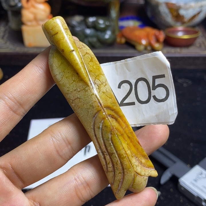 透闪石-蛇纹石玉合金颈饰