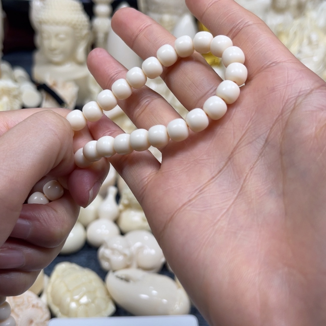 小***a猛犸象牙把件单圈7✖️8