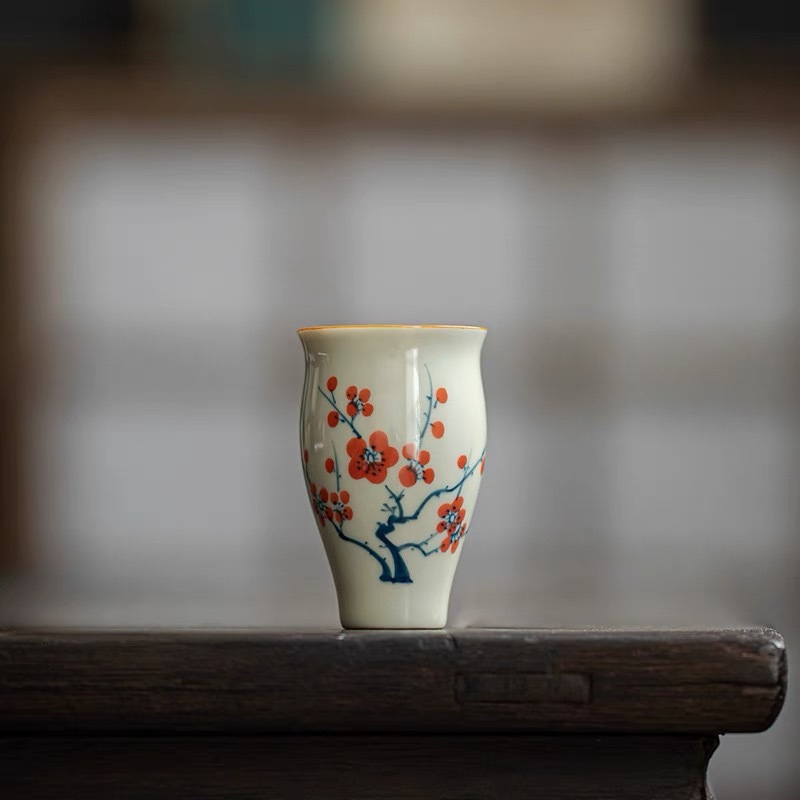 （旗舰号）草木灰手绘品茗杯陶瓷闻香主人杯- 梅花
