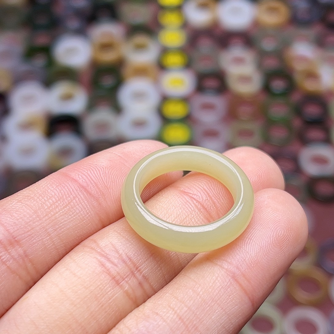 和田玉戒指未镶嵌15码奶黄