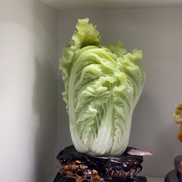 未镶嵌蛇纹石玉（覆膜）珠宝奇石