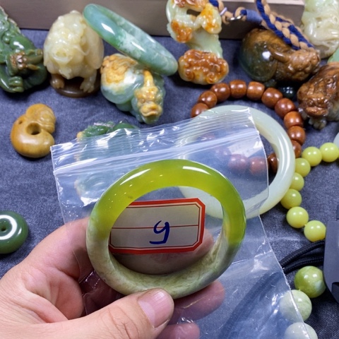 未镶嵌蛇纹石玉手链安*～