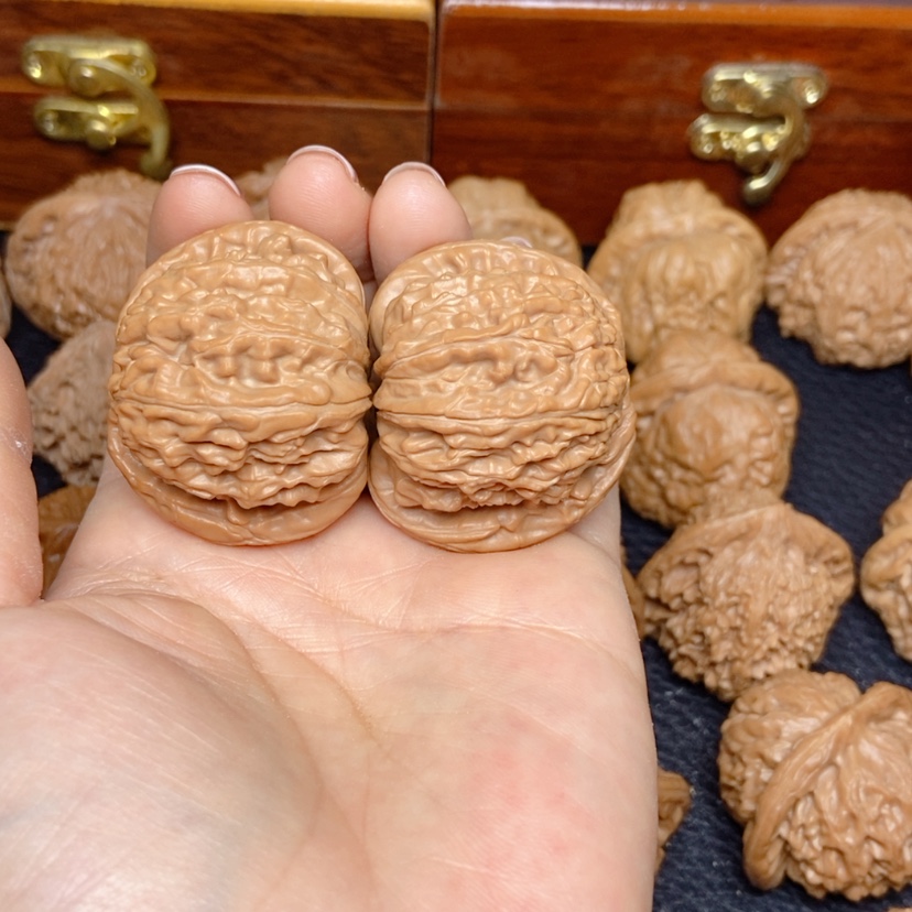 【闪购商品】文玩核桃吊坠R白狮子41