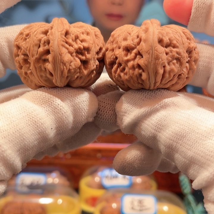 文玩核桃把件38全品平谷元宝