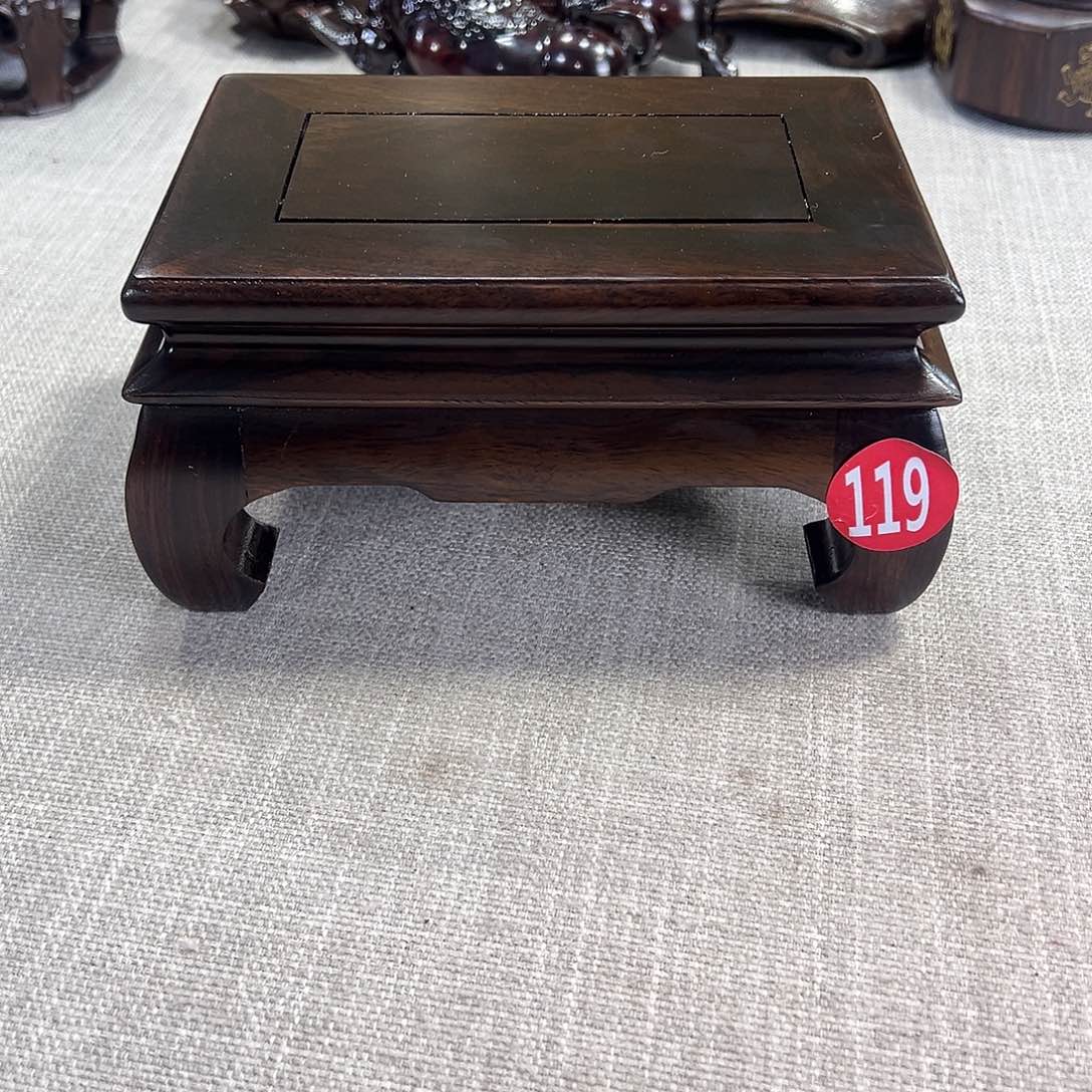 红木底座精雕工艺品
