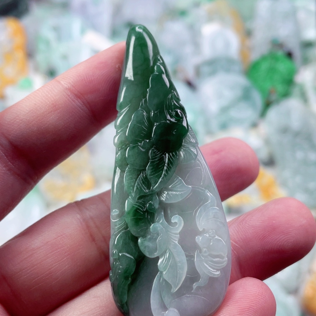 翡翠未镶嵌吊坠(不含链)