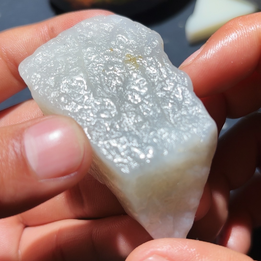 和田玉未镶嵌珠宝奇石