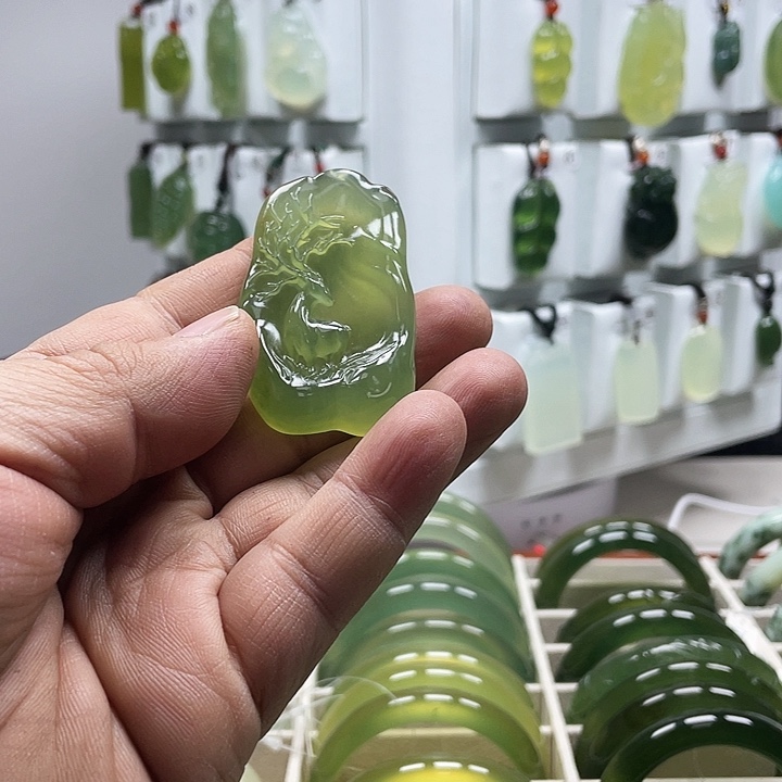 蛇纹石玉颈饰未镶嵌A****6