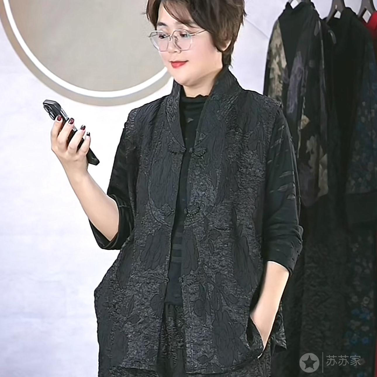 (QQ)108/219东方之美精致贵气国潮立体浮雕提花盘扣百搭马甲