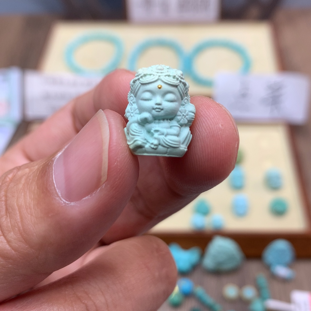 你***@绿松石未镶嵌32配饰