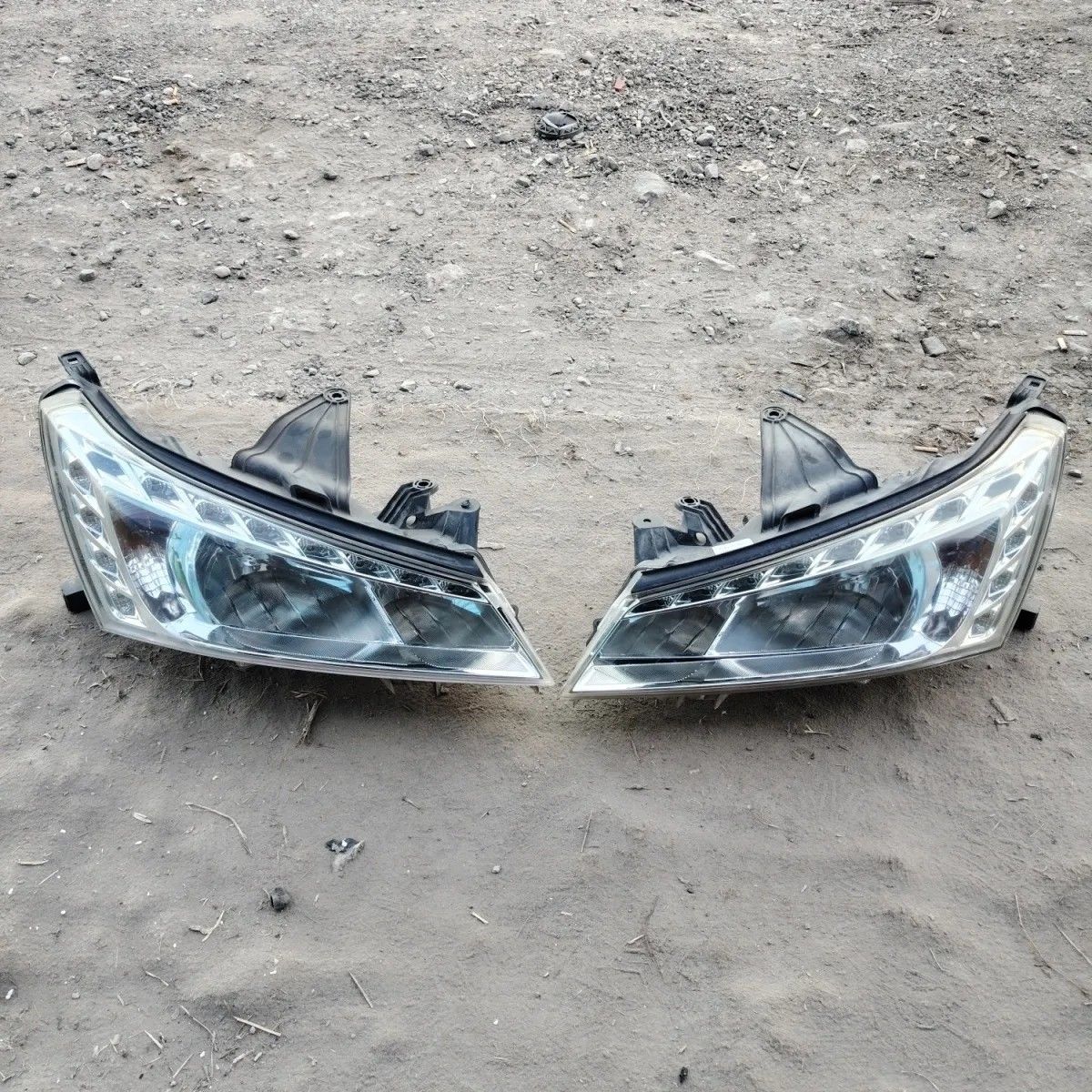 适配纳智捷S5纳5前大灯前照明灯前车灯卤素车头灯