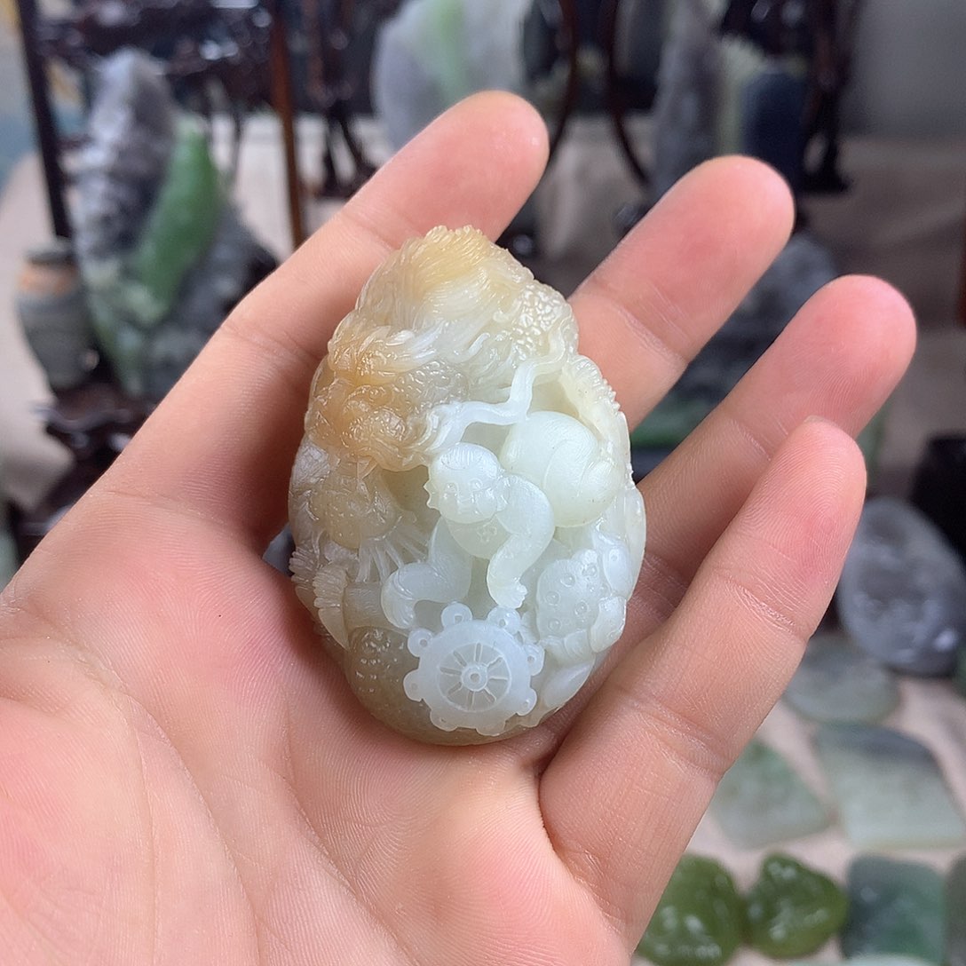 颈饰未镶嵌和田玉