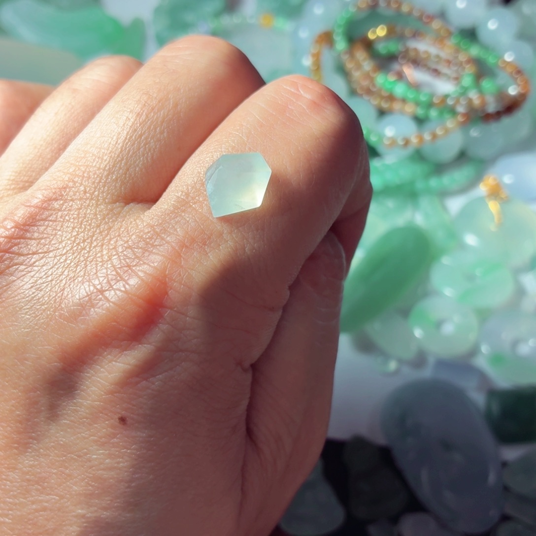 定制翡翠未镶嵌包工